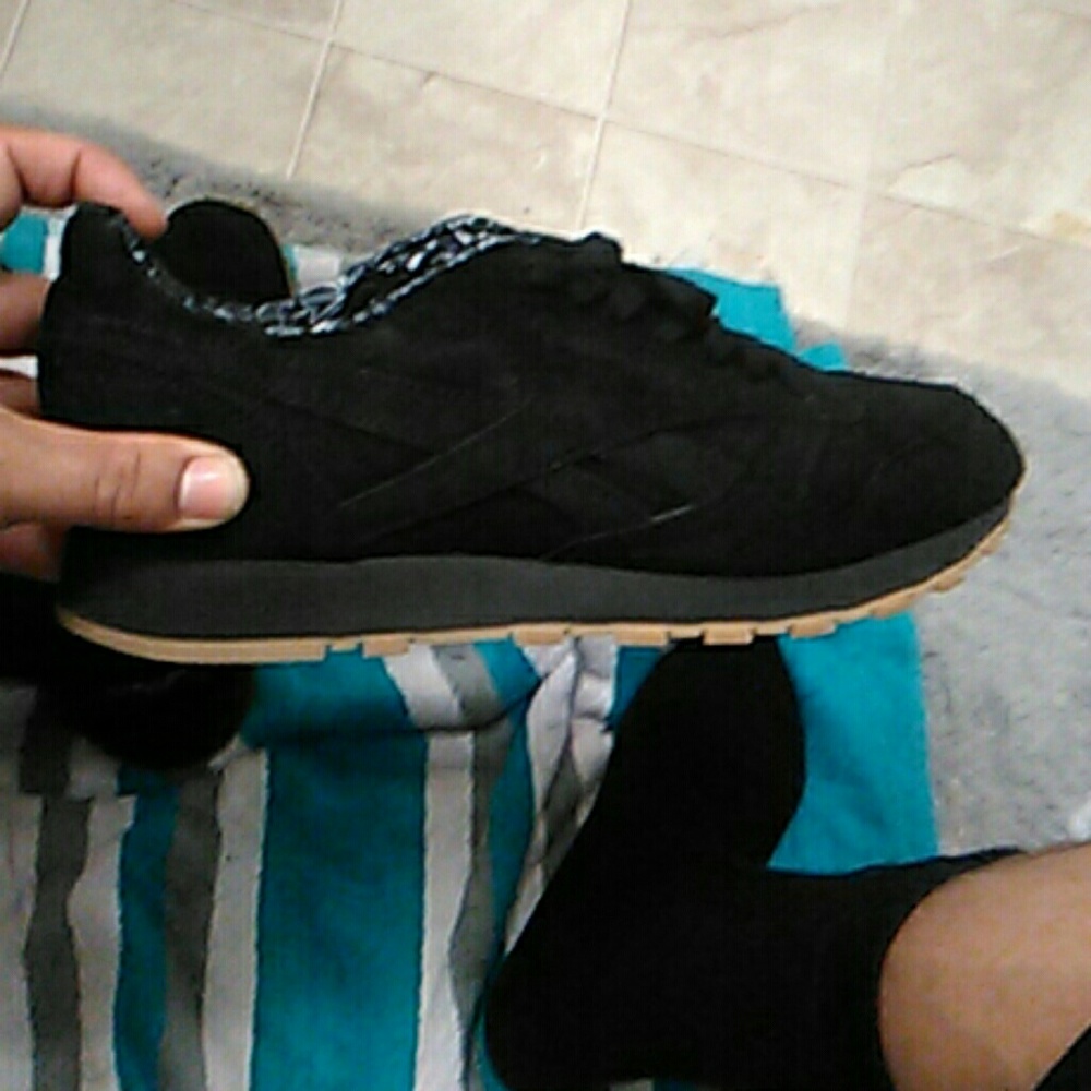 Reebok's swade Blac